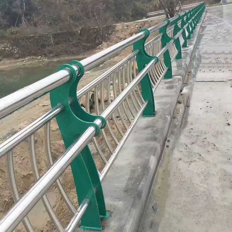 河道護欄